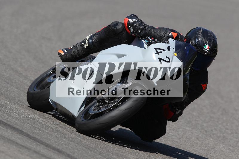 Archiv-2022/57 29.08.2022 Plüss Moto Sport ADR/Einsteiger/42
